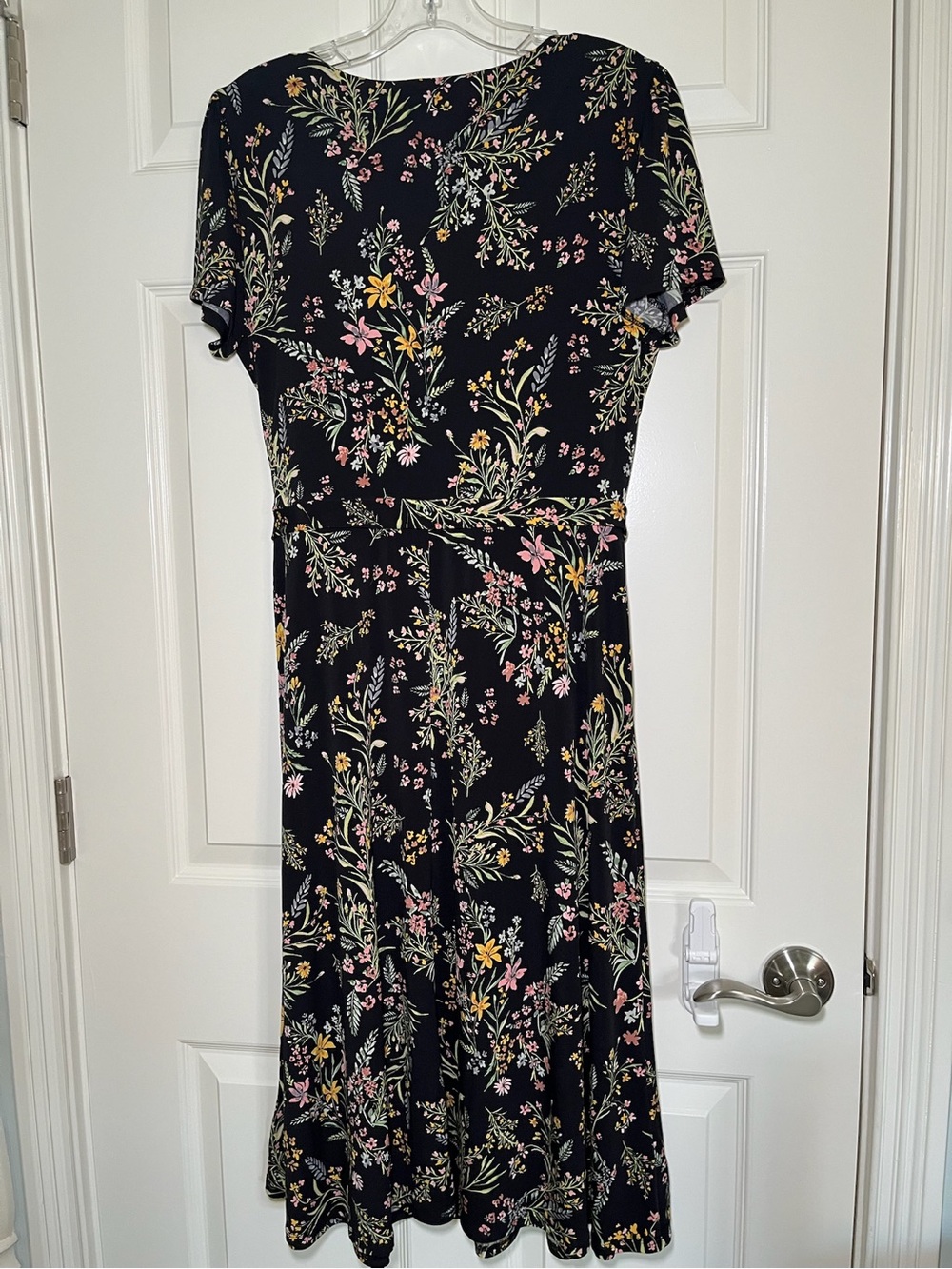 Rachel Zoe Black Floral Mock Wrap Pullover Midi Dress Pink & Yellow Blooms - Picture 7 of 10